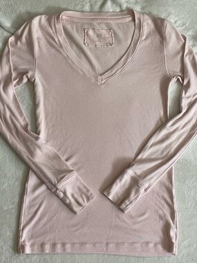 💥6/$35💥 Vintage 2007 GAP V-Neck Long Sleeve  Pale Pink Top